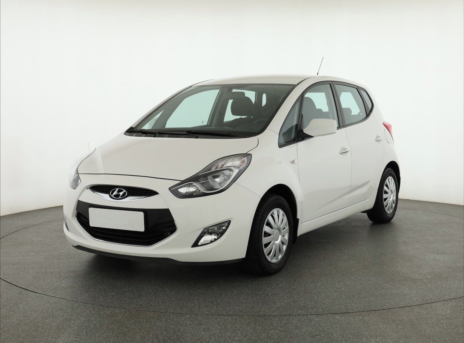 Hyundai ix20, 1.4 CVVT, ČR,1.maj, Serv.kniha - fotka 2