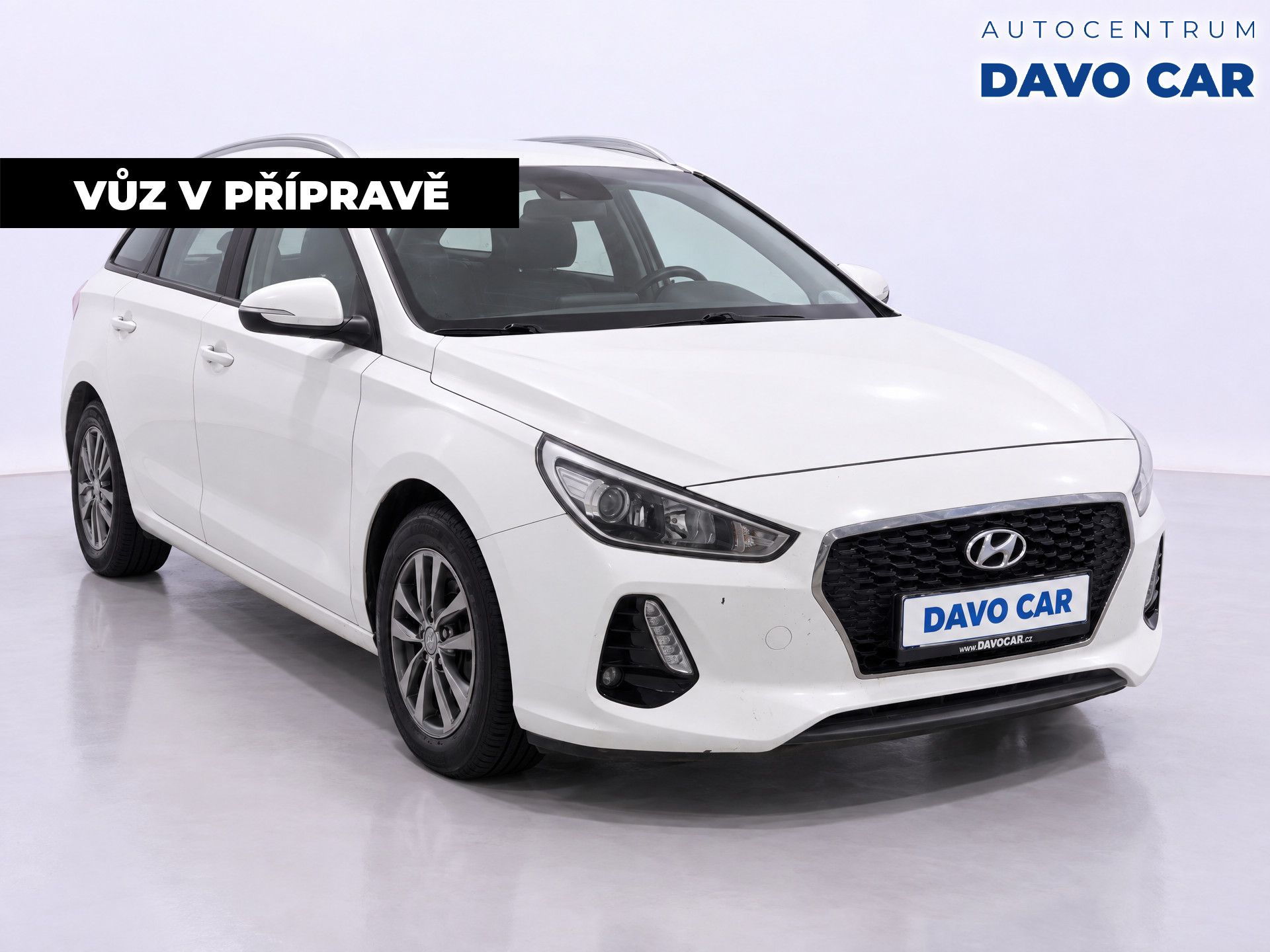 Hyundai i30, 1,0 T-GDi 88kW CZ Trikolor - fotka 4