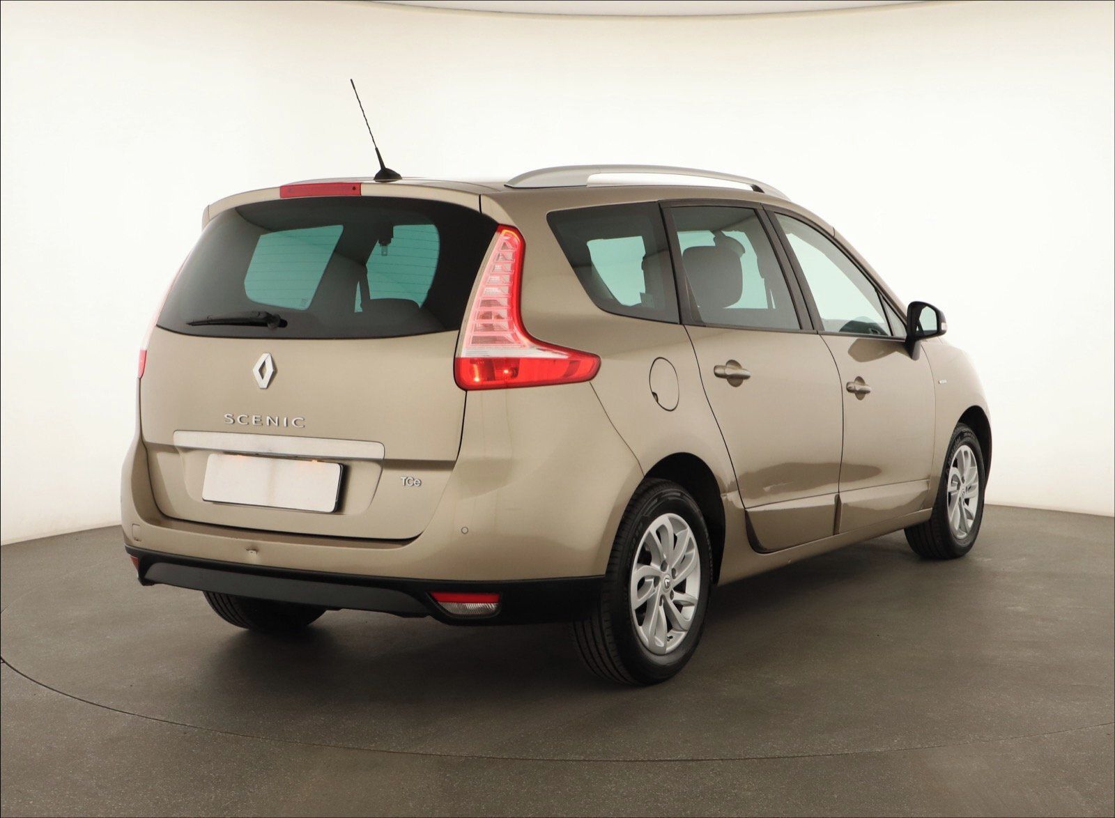 Renault Grand Scénic, 1.2 TCe, Navi, Kožené sedačky - fotka 5