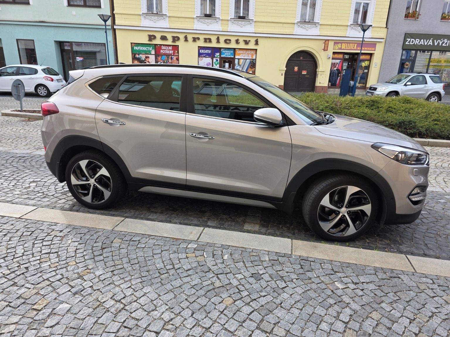 Hyundai Tucson, 2.0 CRDi 136 kW 4×4 AUTOMAT - fotka 2