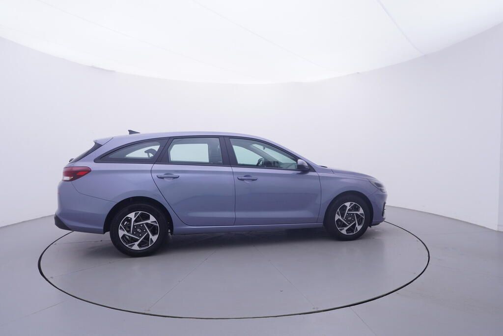 Hyundai i30, Comfort 1.0 GDI 73 kW - fotka 6