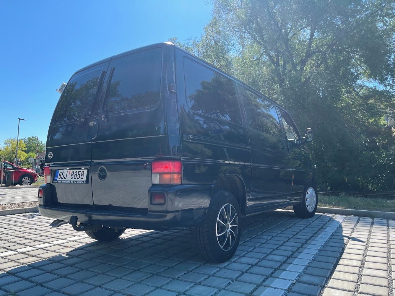 Volkswagen Caravelle - fotka 3