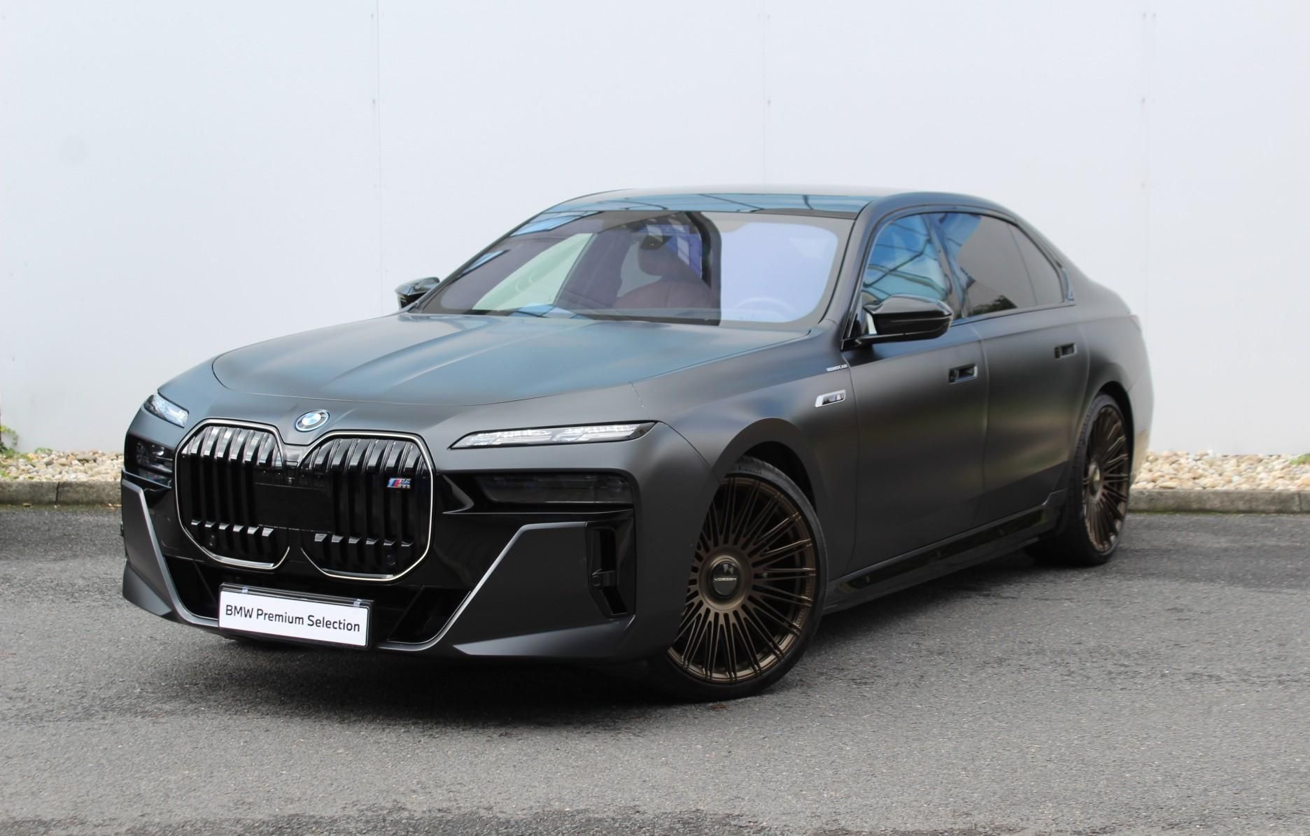 BMW i7, M70 xDrive | ČR | Vossen kola