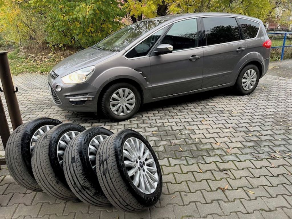 Ford S-MAX, 1,6ECO,1.maj.7míst,131700km, - fotka 2