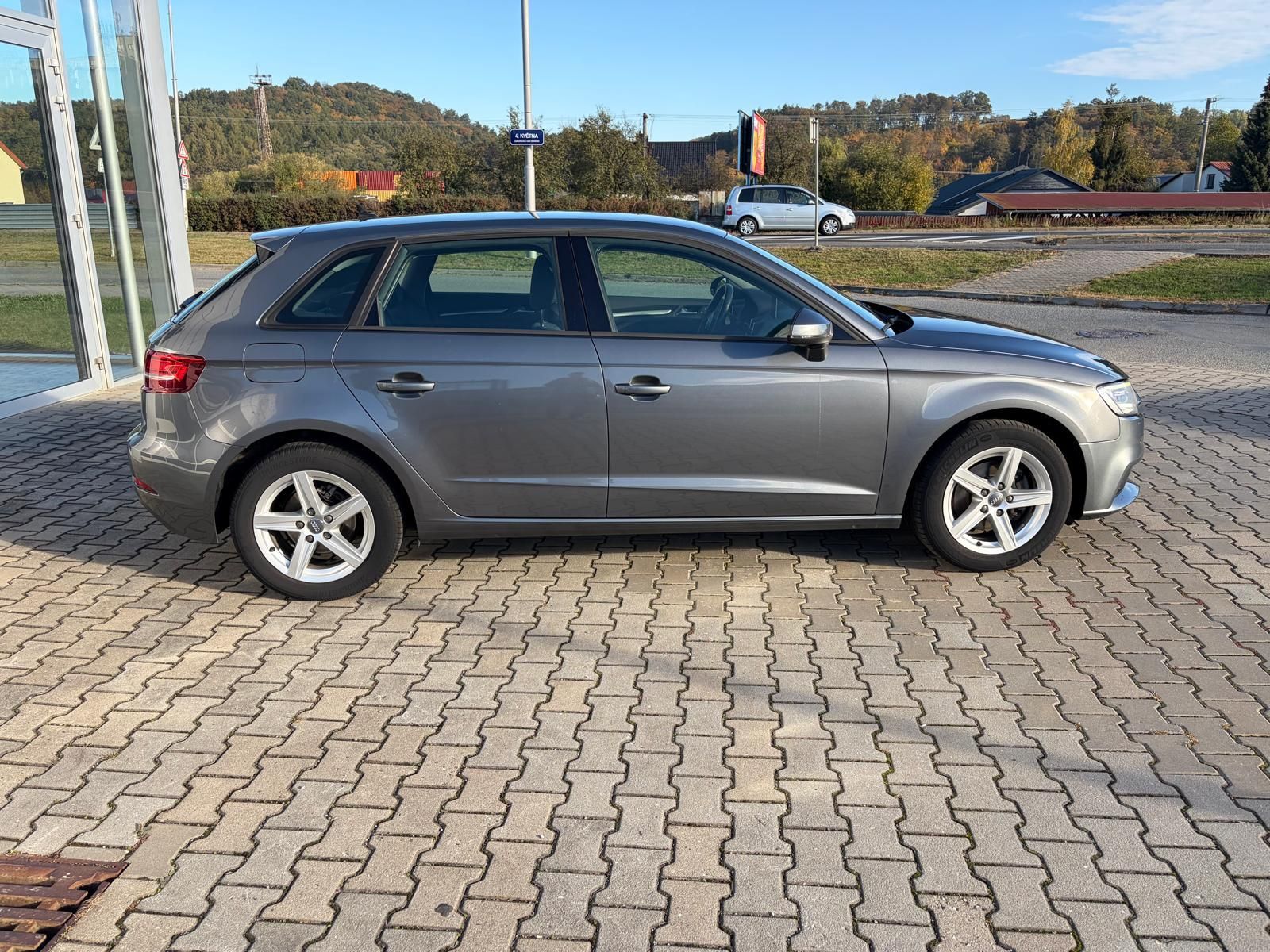 Audi A3 - fotka 4