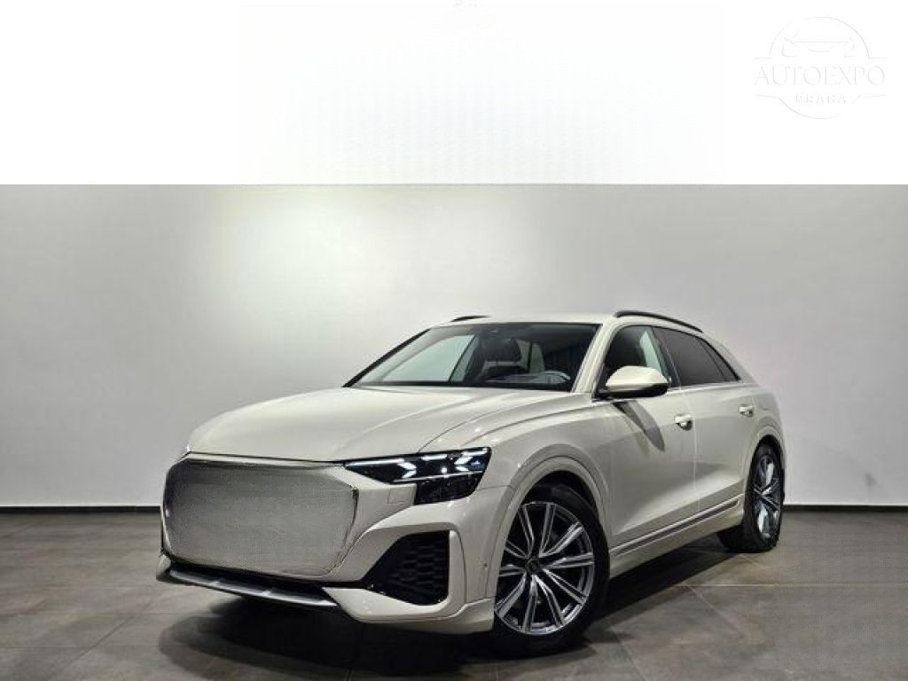 Audi Q8, 55 TFSI e HD Matrix *