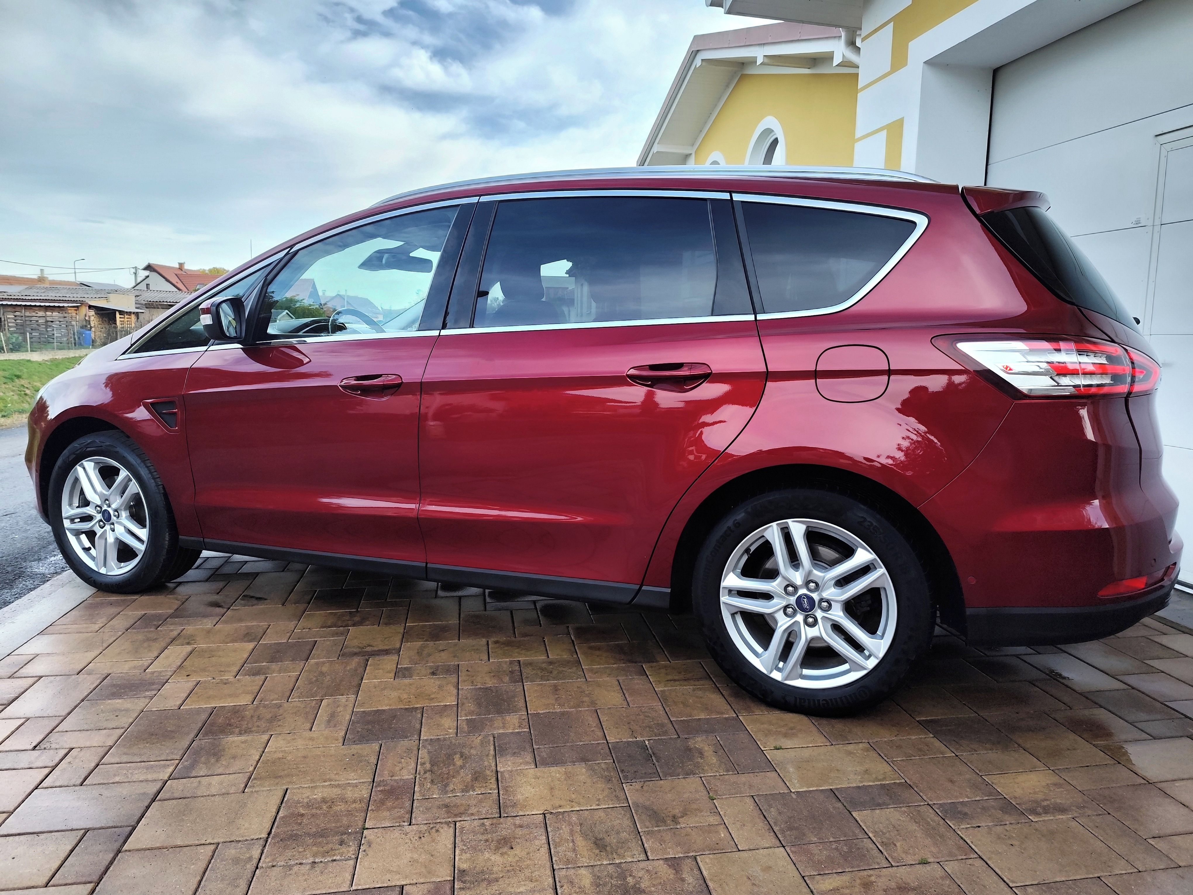 Ford S-MAX, TITAN.Ecob.118kw-7míst,fulled - fotka 6