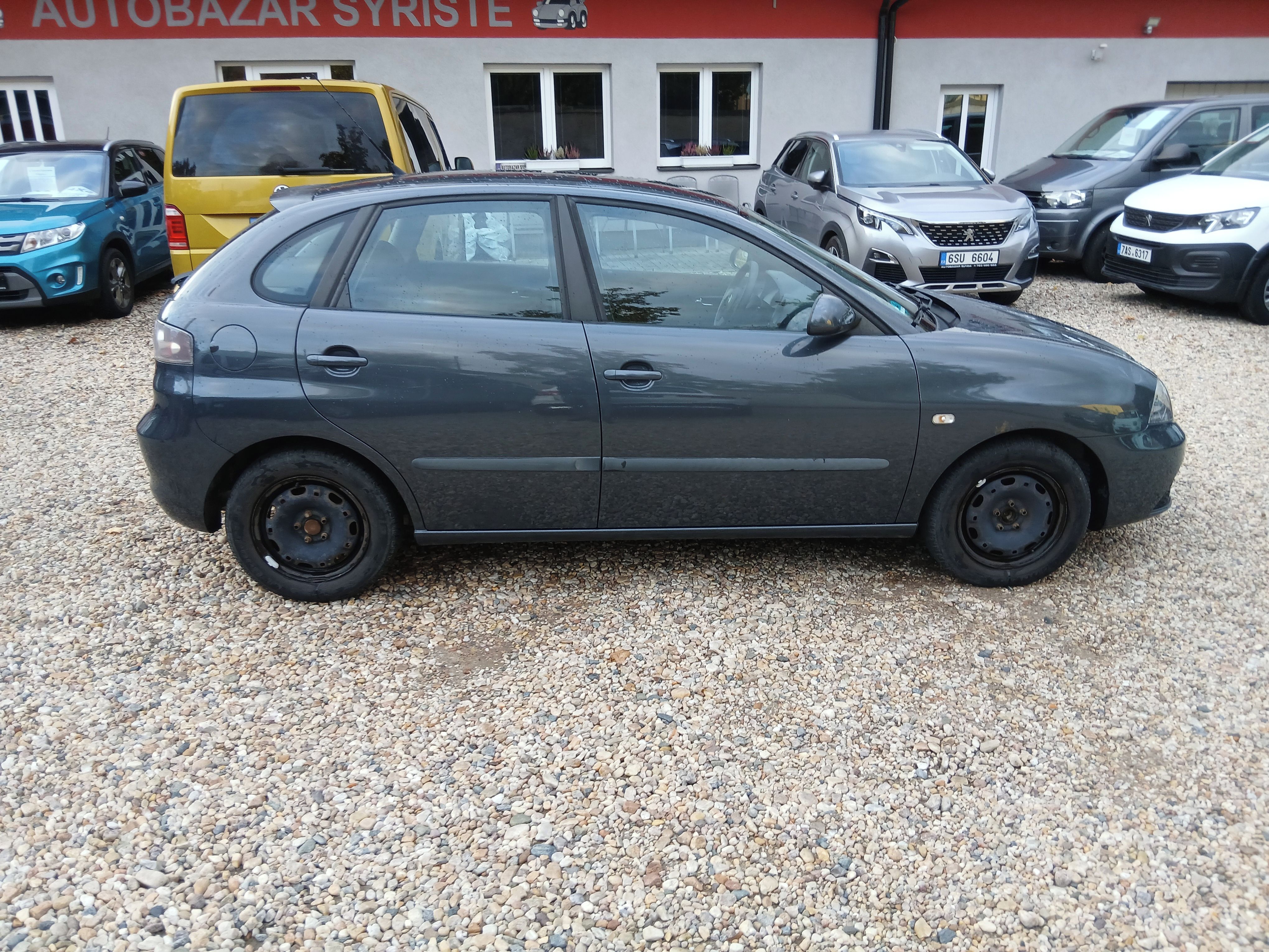 Seat Ibiza, 1.2i 12V 51KW Klima+ Zim.kola - fotka 4