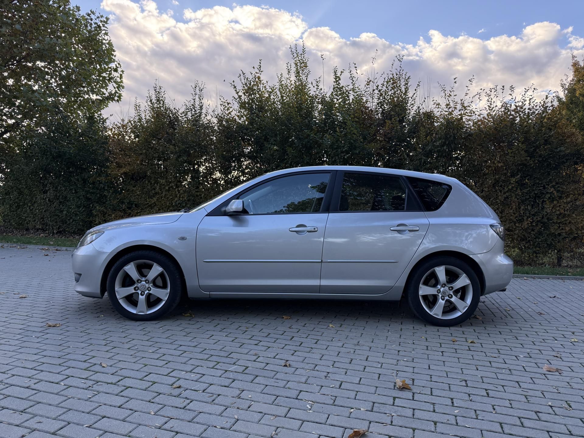 Mazda 3, 2.0 Sport - fotka 5