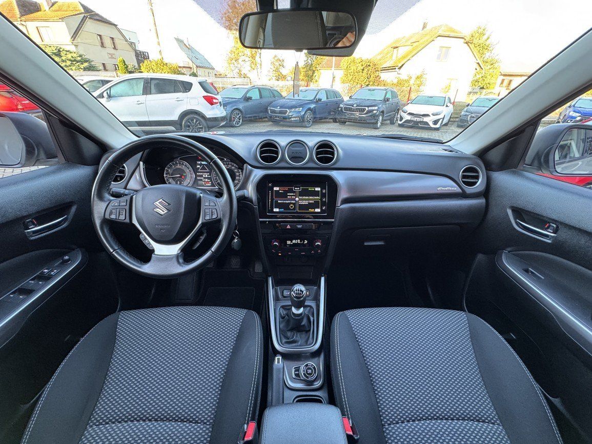 Suzuki Vitara, 1.4i BoosterJet Allgrip LED - fotka 6