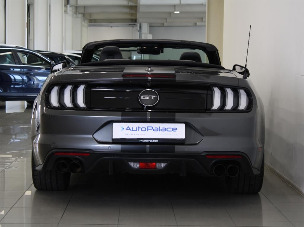 Ford Mustang, 5,0 V8 331kW AT GT 51tkm. ČR - fotka 4