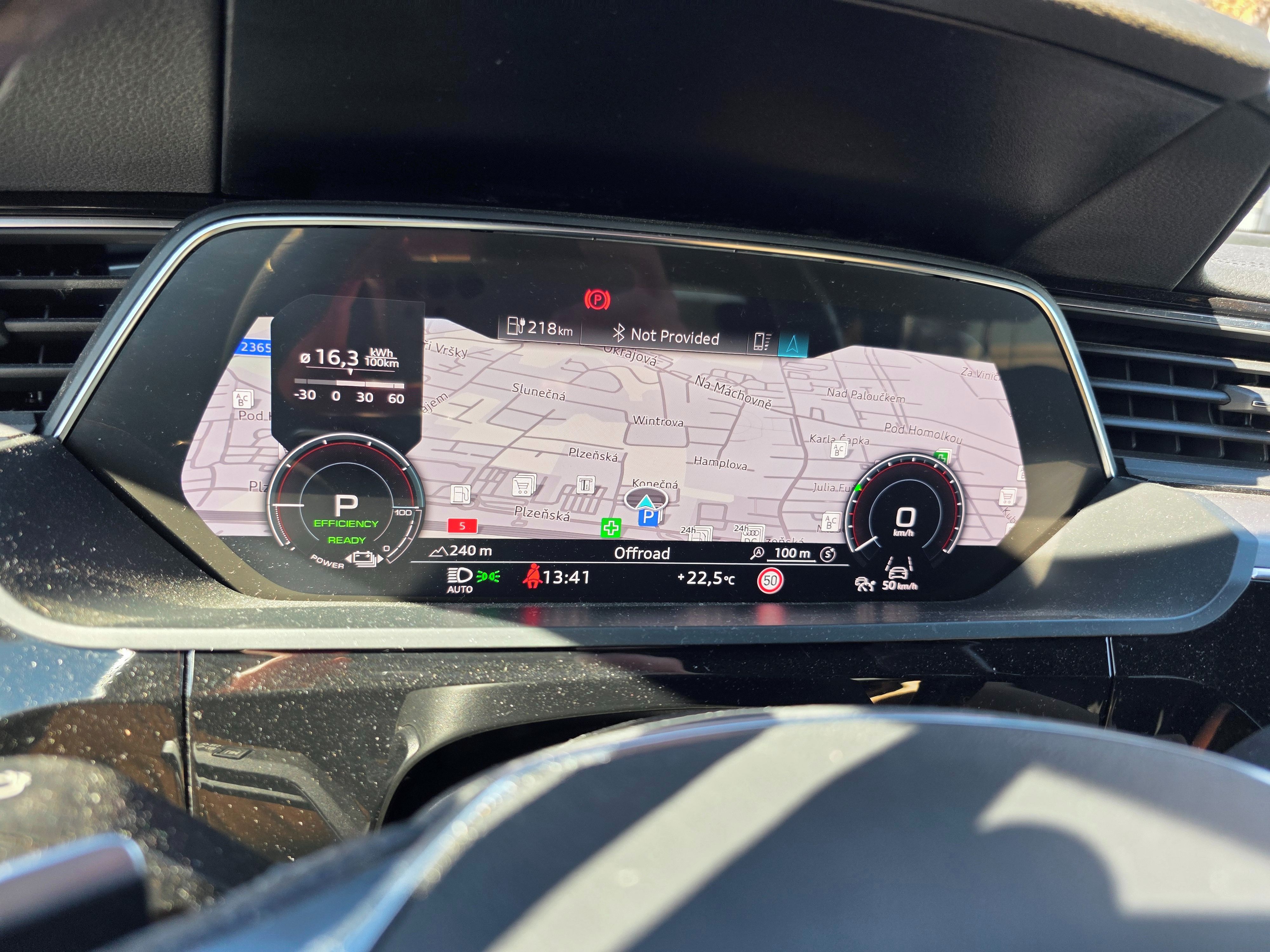 Audi e-tron, Audi E tron S-line black edit. - fotka 6