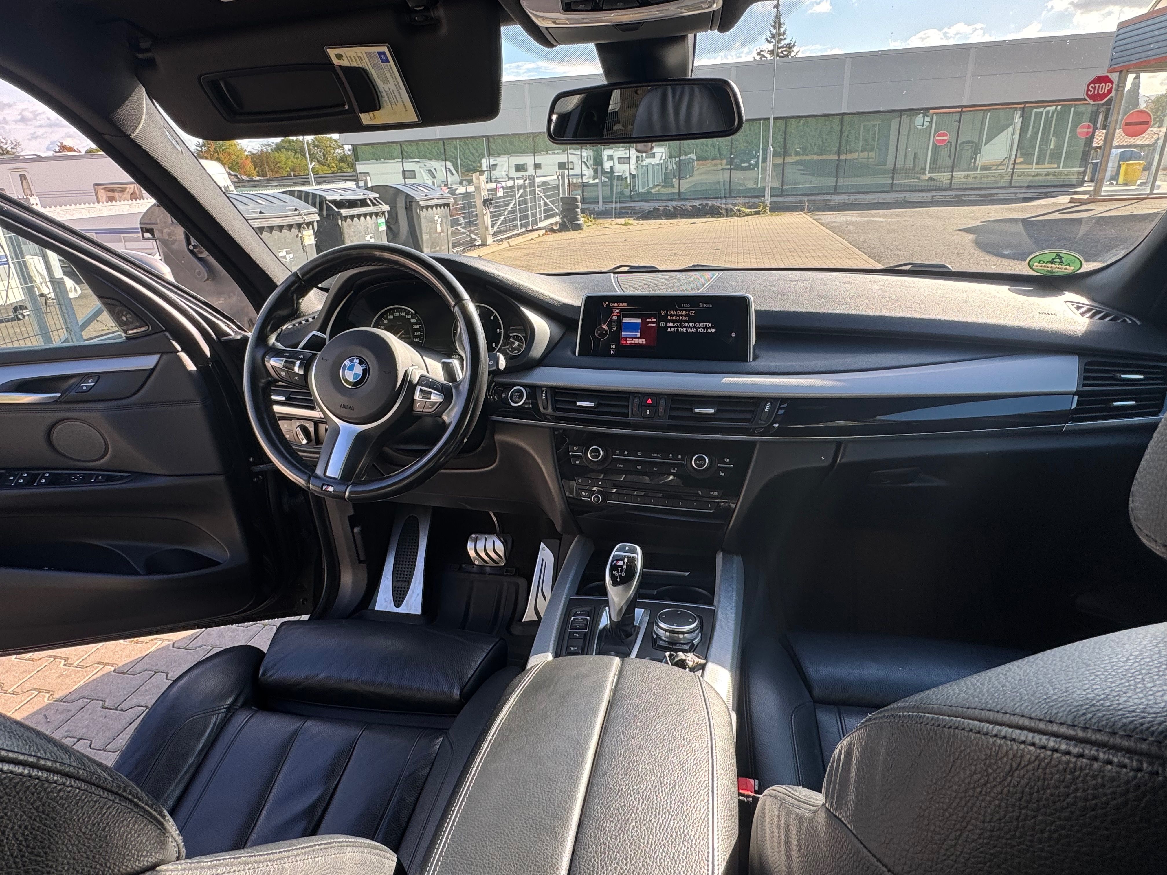 BMW X5, M50 - fotka 5