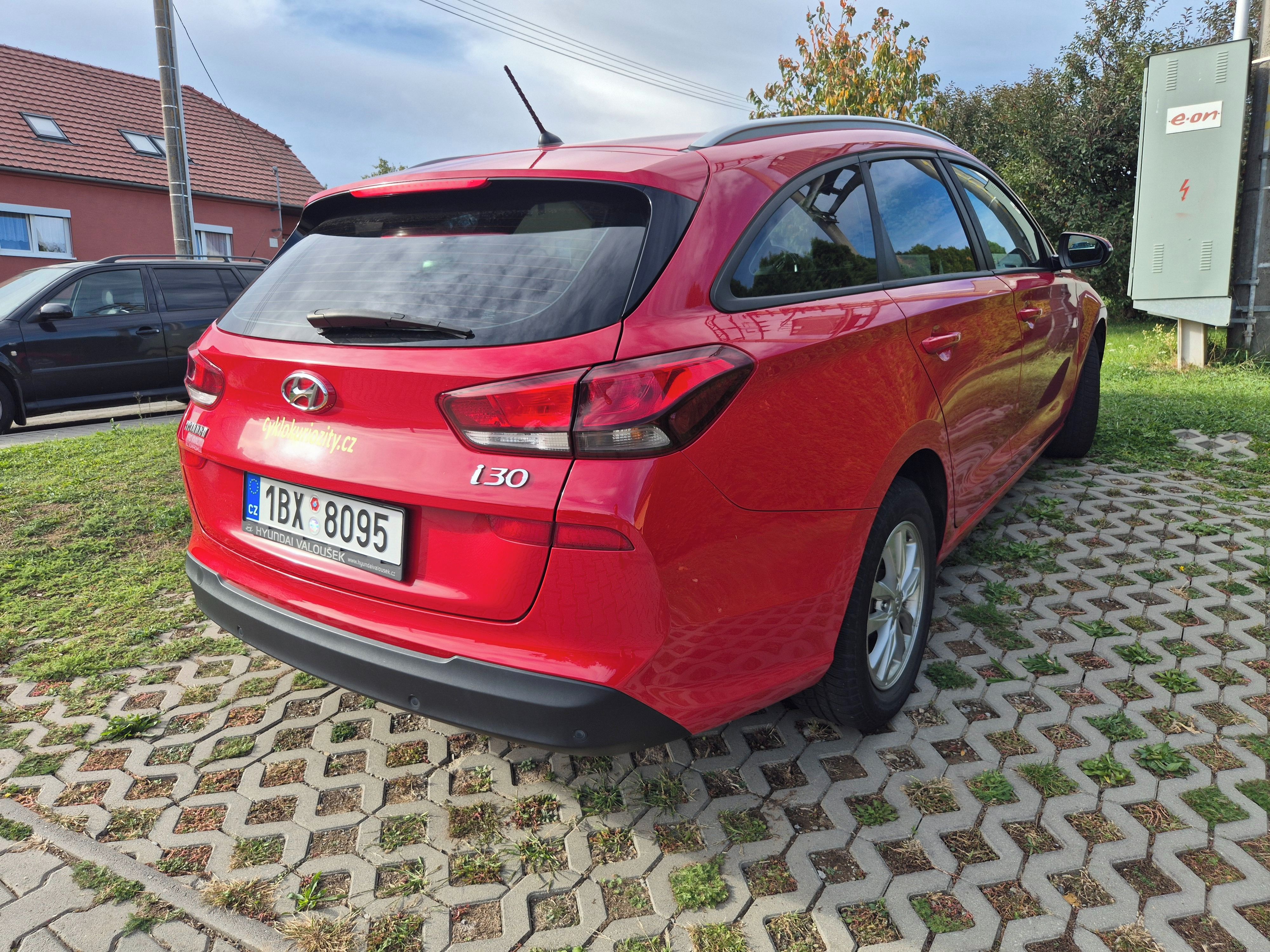 Hyundai i30, ČR, Tricolor, perf. stav - fotka 5