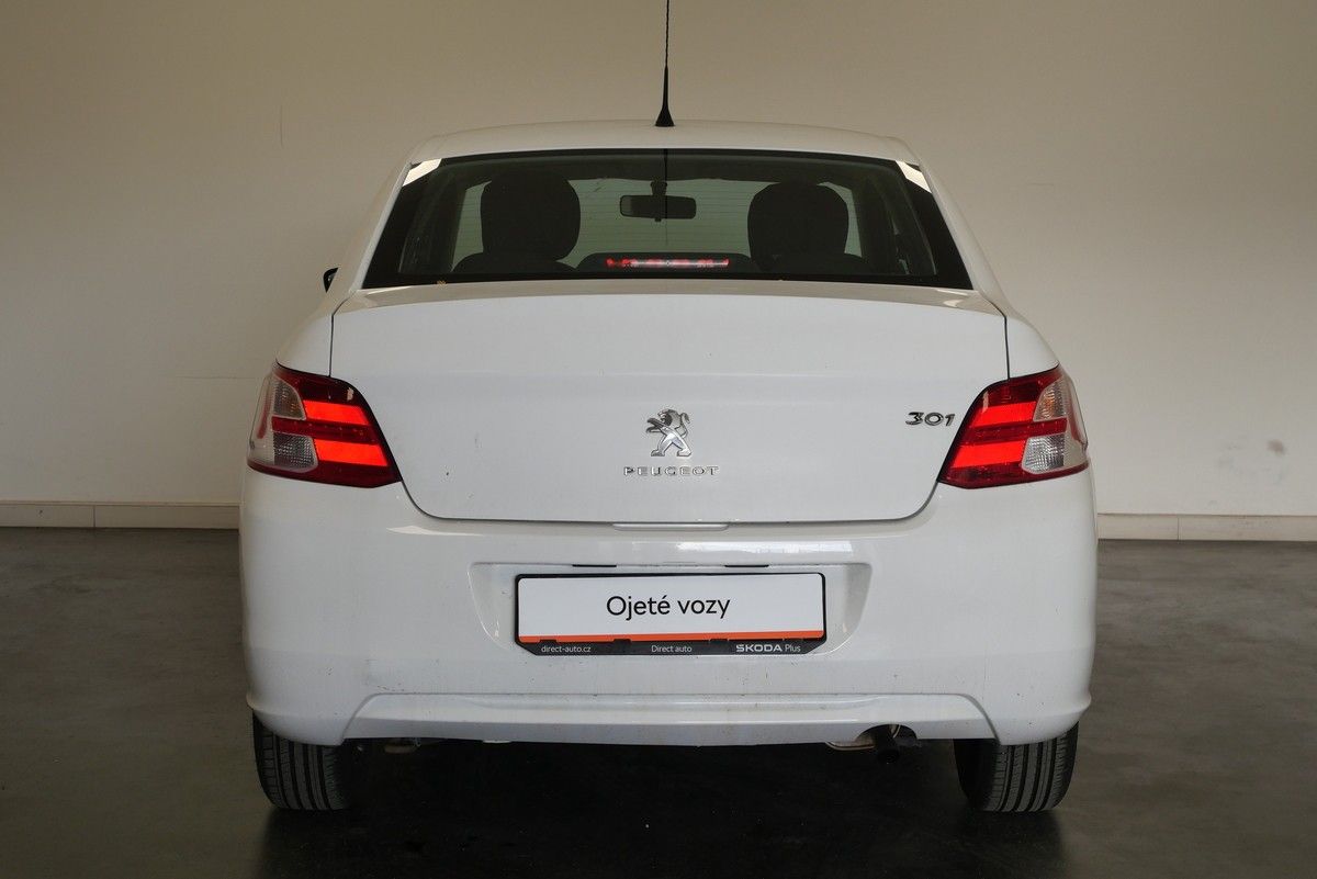 Peugeot 301, 1.2 53 kW ALLURE - fotka 6