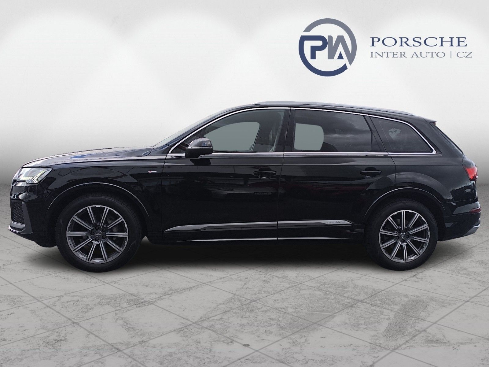 Audi Q7, 3.0TDi S-Line - fotka 4