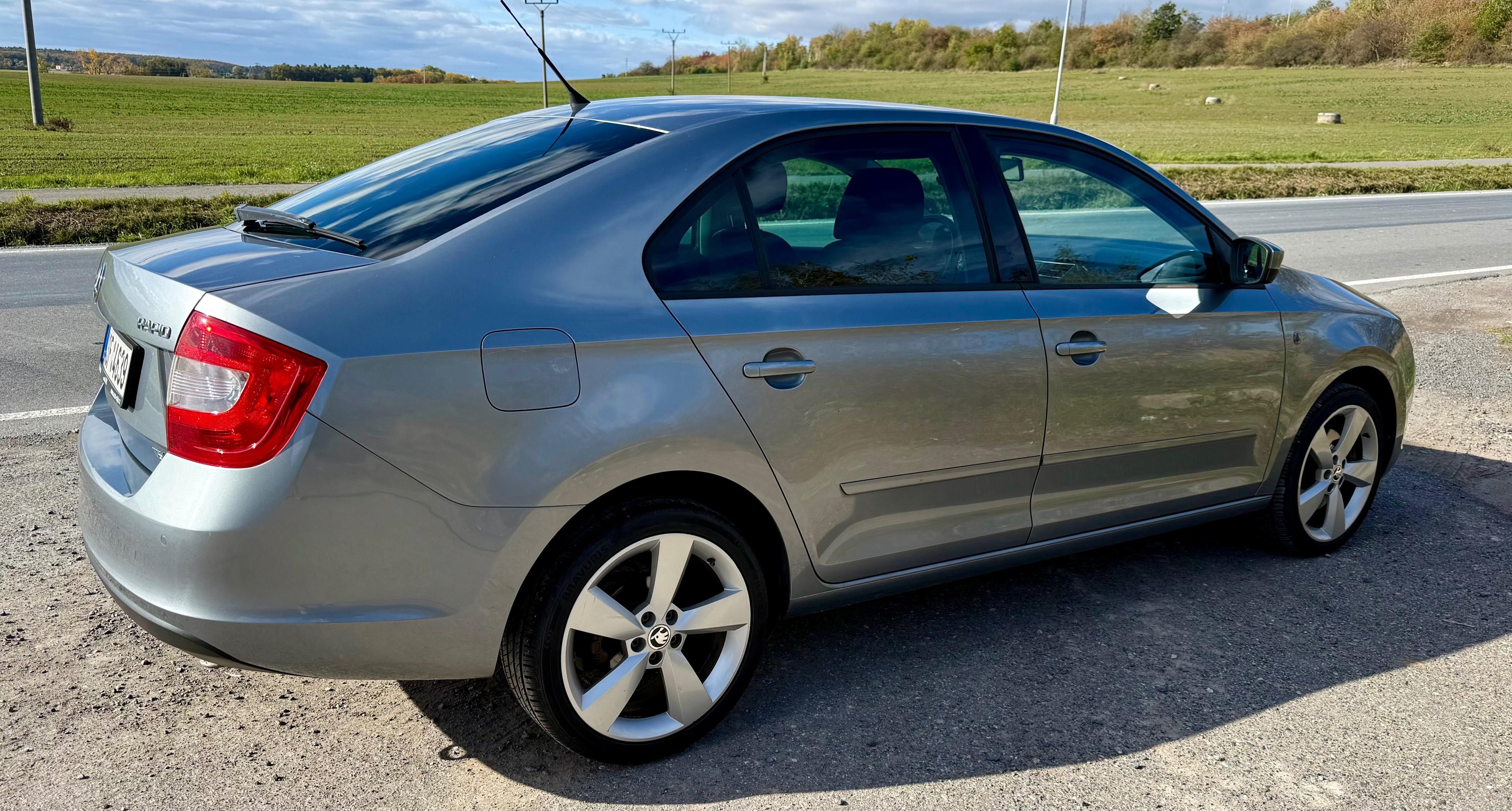 Škoda Rapid, 1.2 Tsi  Nové rozvody a STK - fotka 2