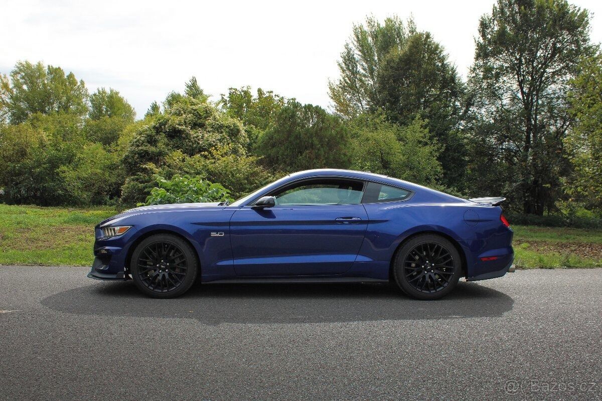 Ford Mustang, 5.0 V8 GT PERFORMANCE - fotka 5