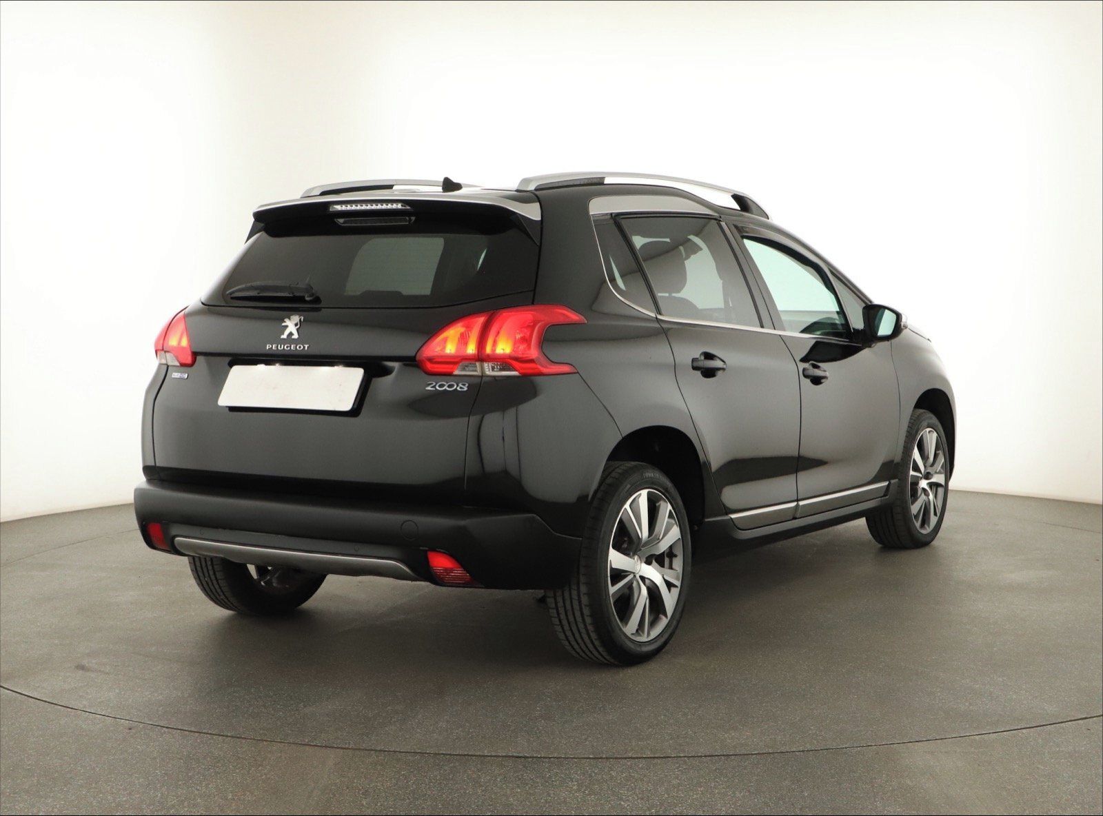 Peugeot 2008, 1.6 BlueHDi, Navi - fotka 5