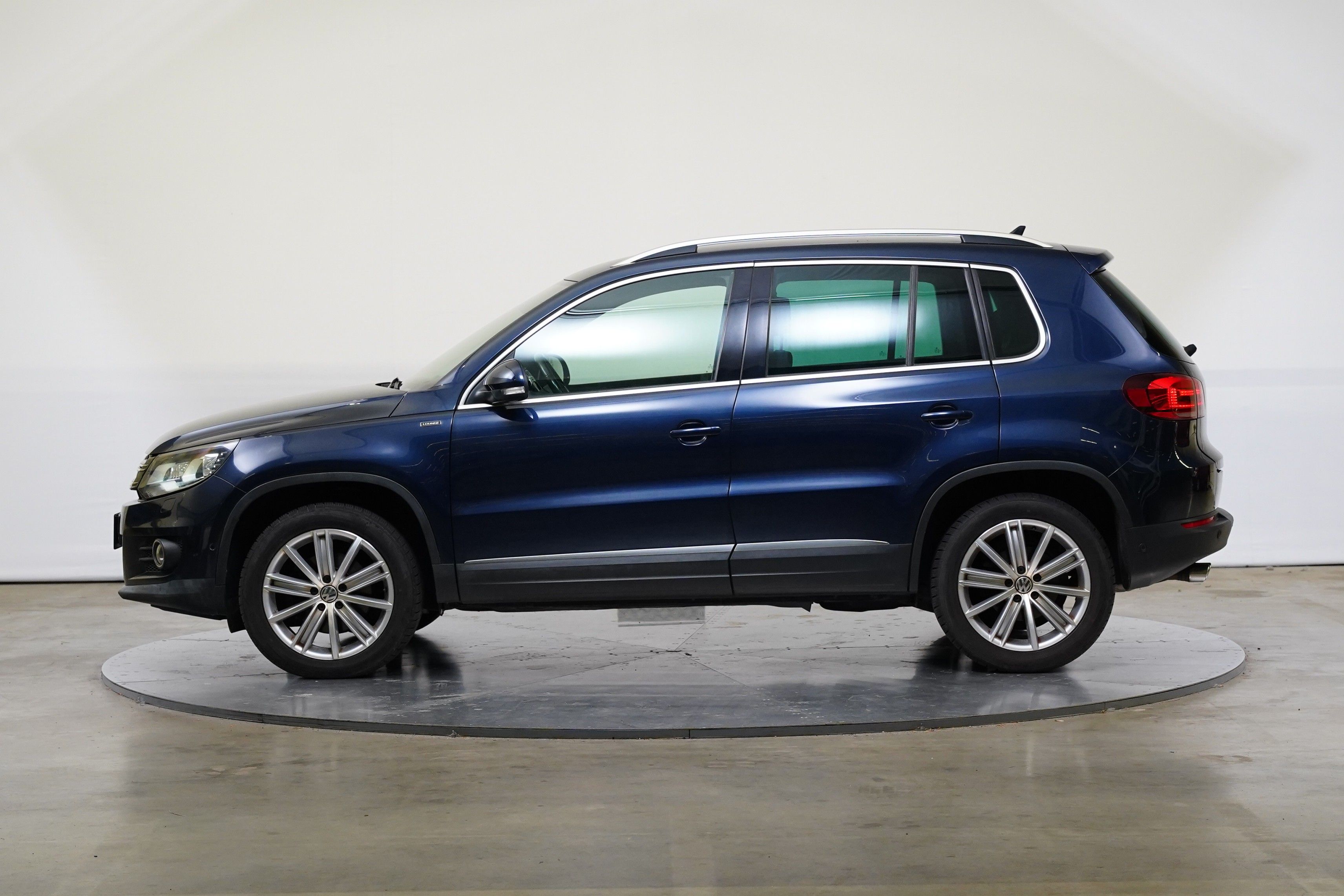 Volkswagen Tiguan, 2.0 TDI 135 kW 4Motion Sport - fotka 3