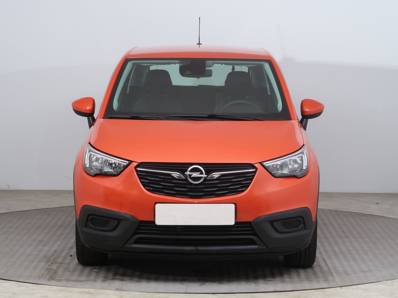 Opel Crossland, 1.2, ČR,1.maj, Tempomat - fotka 2