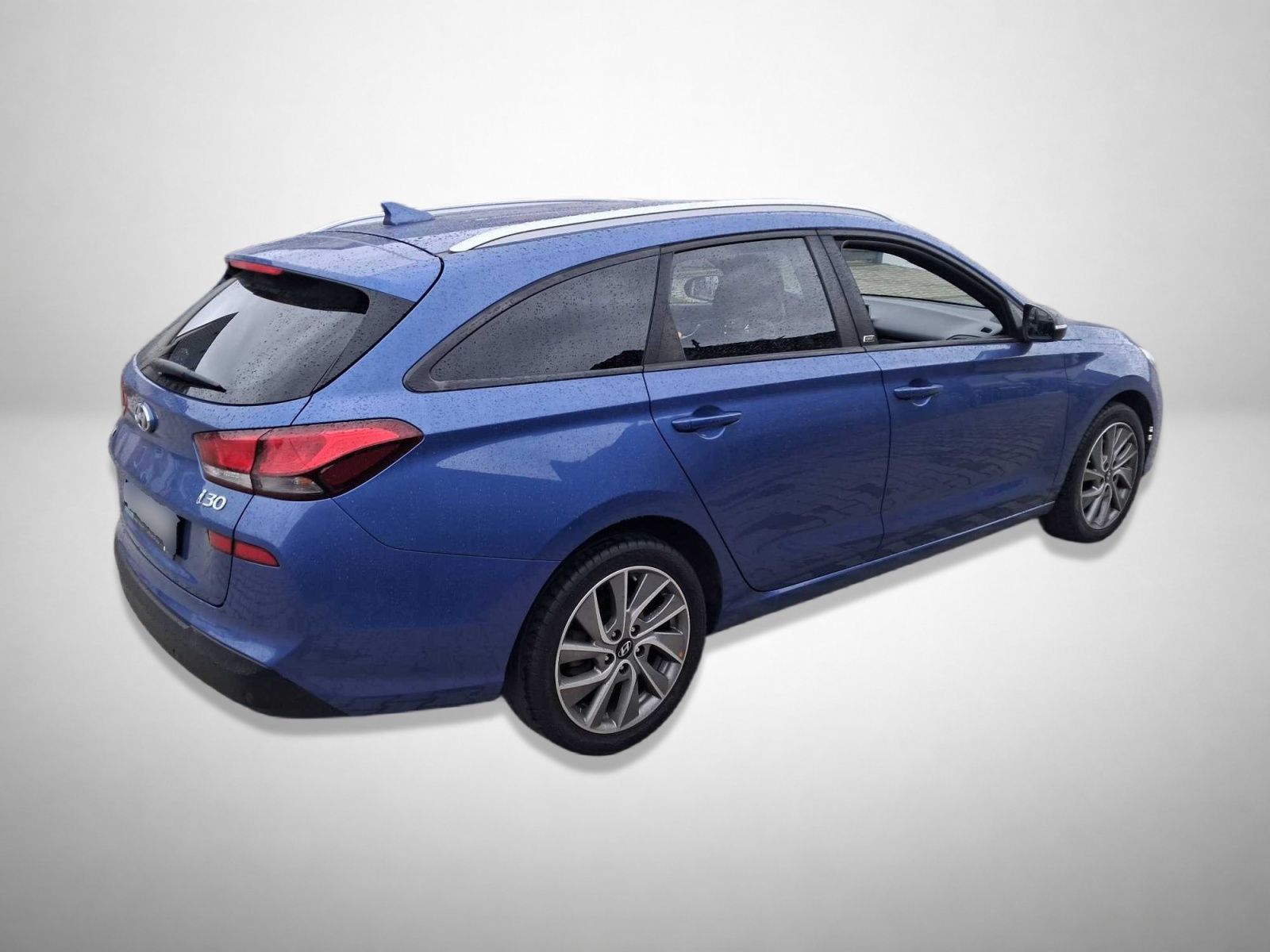 Hyundai i30, 1.6 CRDi, Go!, ČR,1.maj - fotka 2