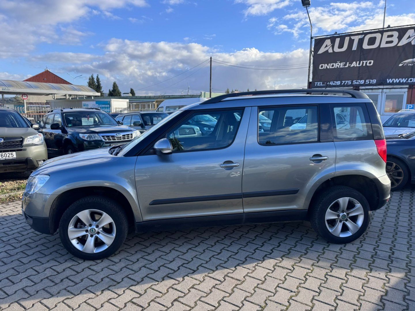 Škoda Yeti, DSG 4X4 2,0TDI 103KW TAŽNÉ DPH - fotka 2