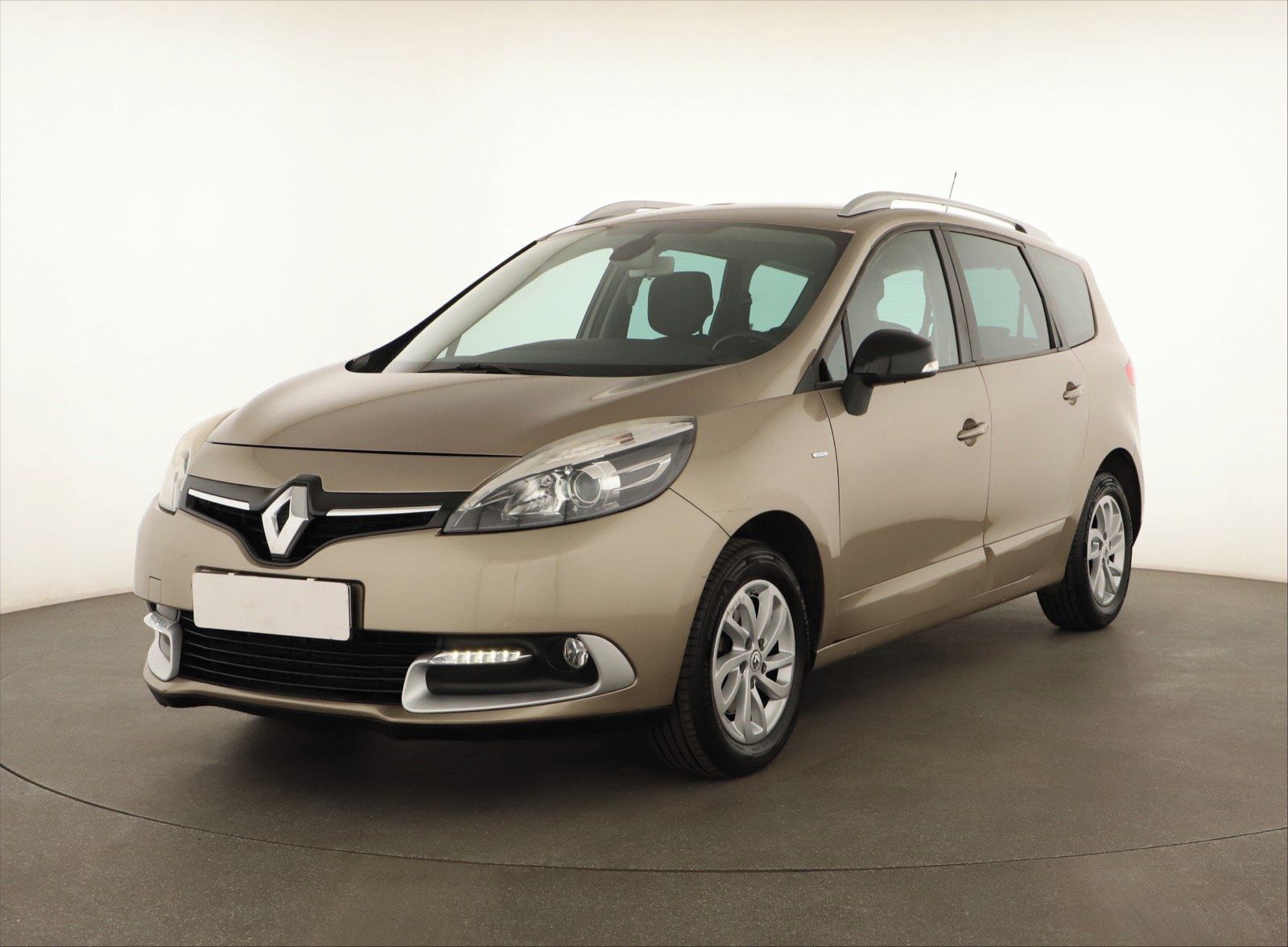 Renault Grand Scénic, 1.2 TCe, Navi, Kožené sedačky - fotka 2