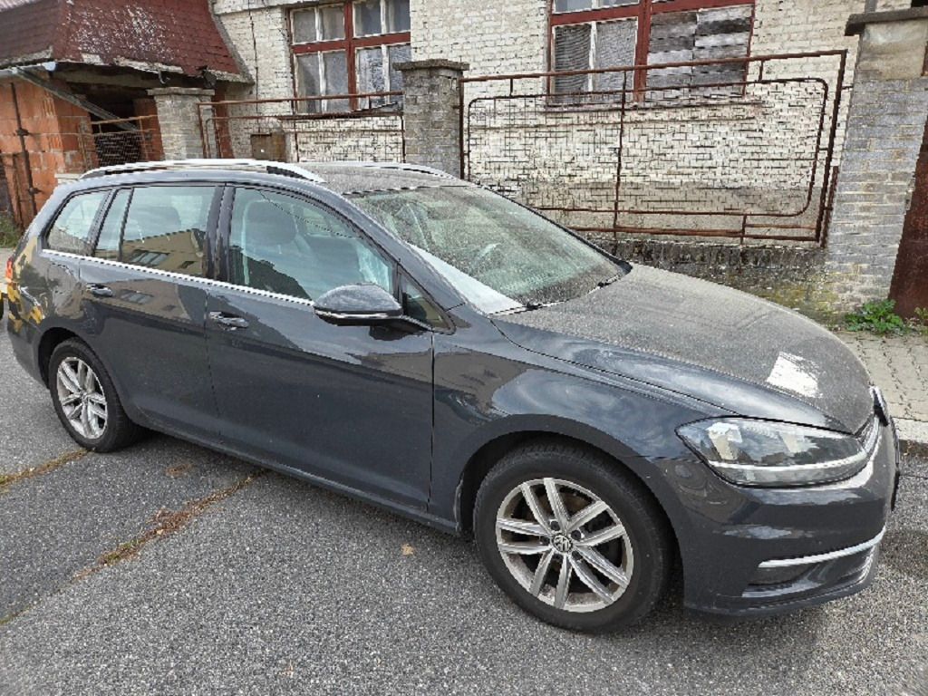 Volkswagen Golf Variant, Golf Variant 1,TDI, nepojízdný - fotka 4