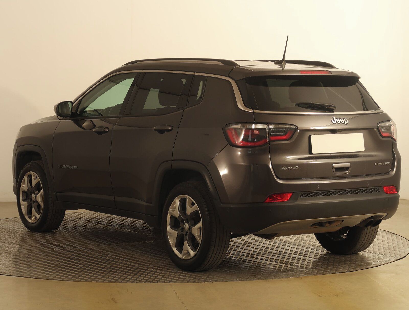 Jeep Compass, 1.4 MultiAir, 4X4, Automat - fotka 4