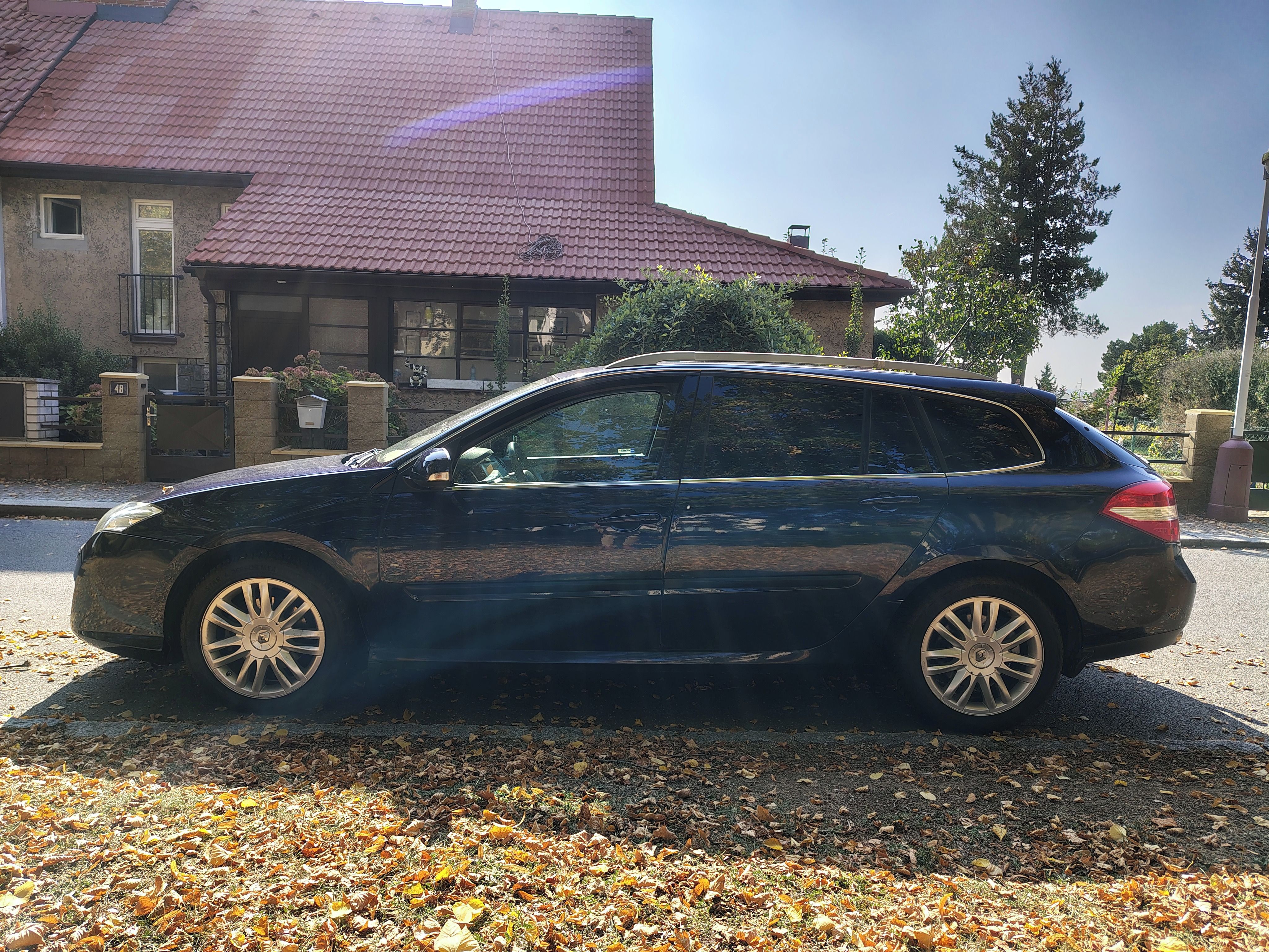 Renault Laguna, III Grandtour 2.0 dCi - fotka 4
