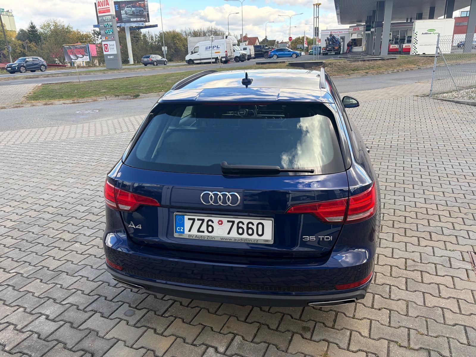 Audi A4 Avant - fotka 4