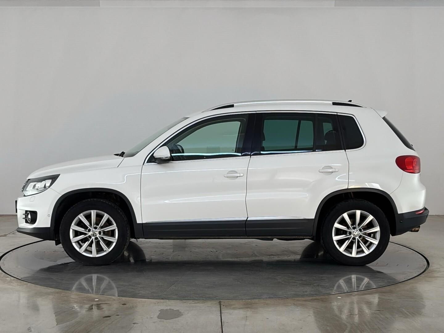 Volkswagen Tiguan, 2.0 TDI / 103 kW Sport&Style 4 - fotka 3