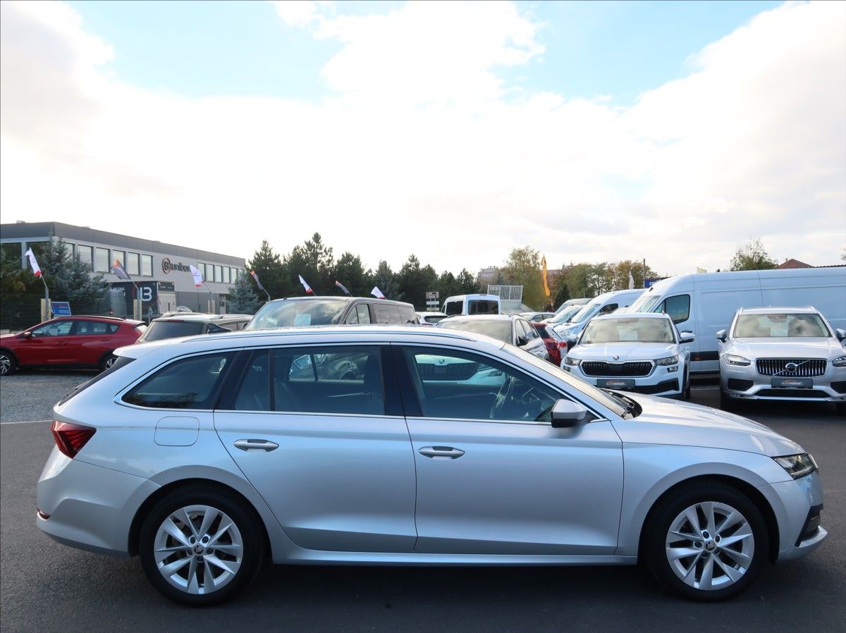 Škoda Octavia, 2,0 TDi,Style,1majČR,Serv.,DPH - fotka 6