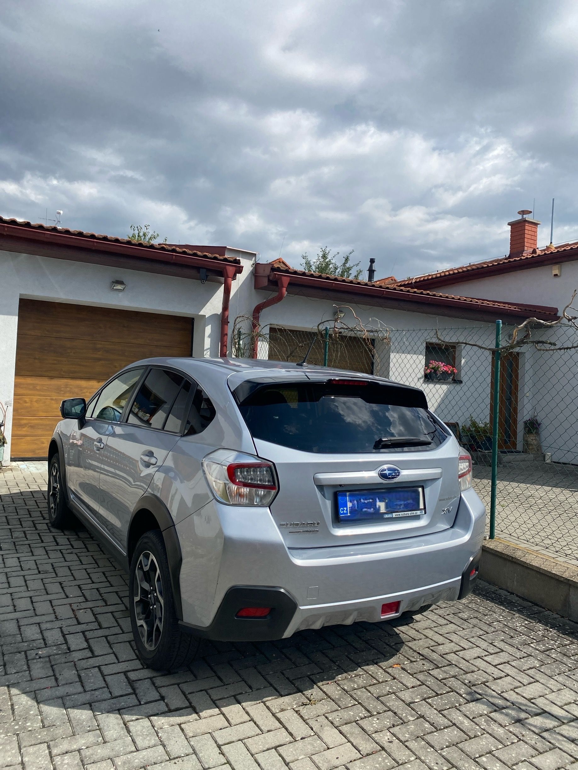 Subaru XV, 2.01l, servisováno - fotka 2