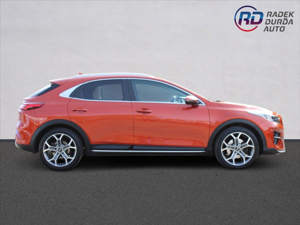 Kia XCee´d, 1,4 T-GDI  ČR,1MAJ,AUTOMAT,TOP - fotka 4