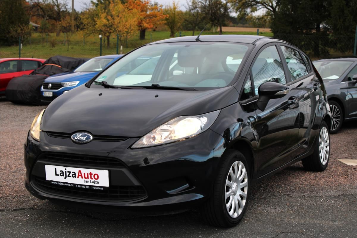 Ford Fiesta, 1,3 60kW serviska, 1.majitel - fotka 2