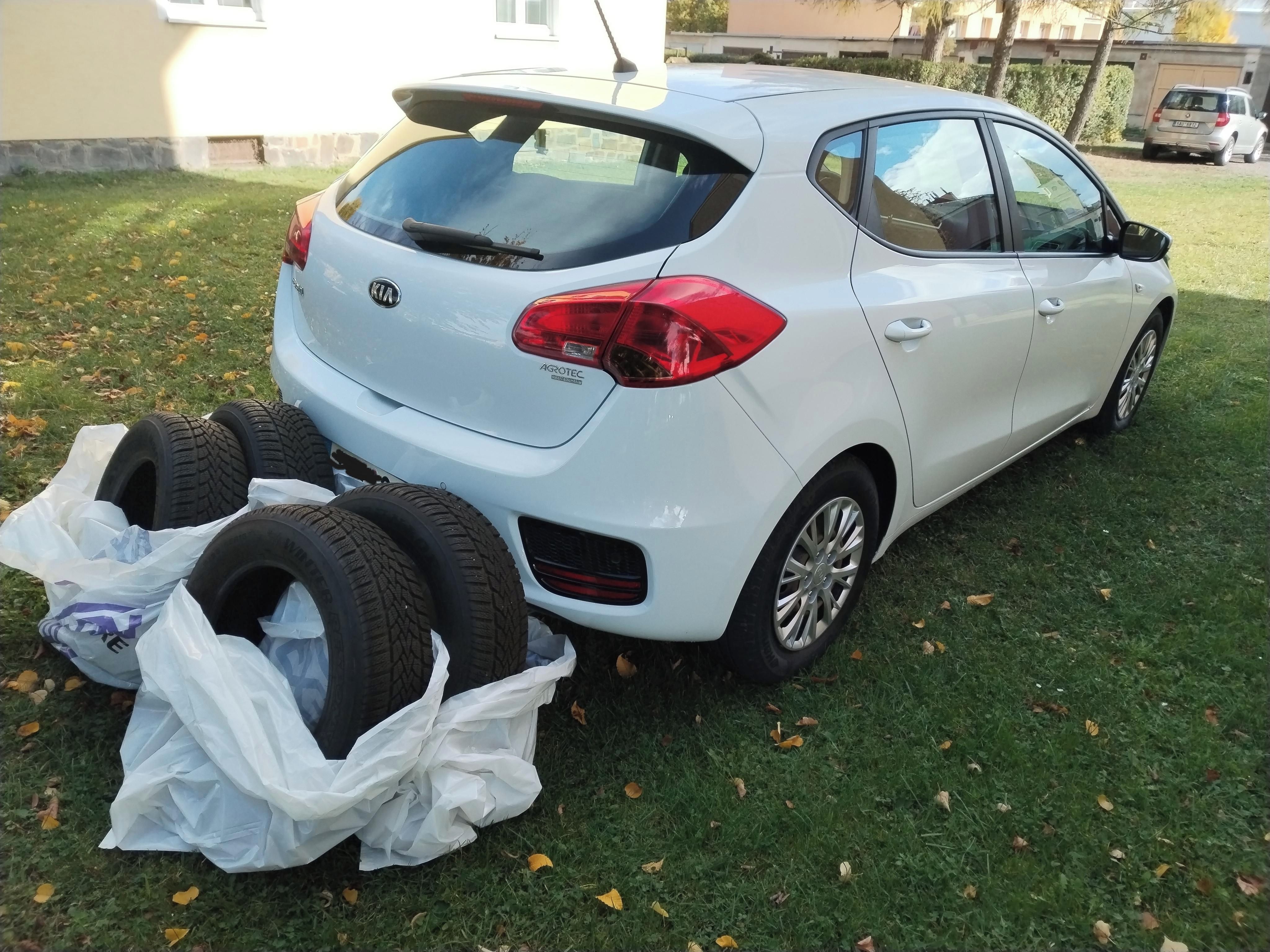 Kia Cee´d, 1.6i,ČR,1MAJITEL,SERVISKA,CEBI - fotka 3