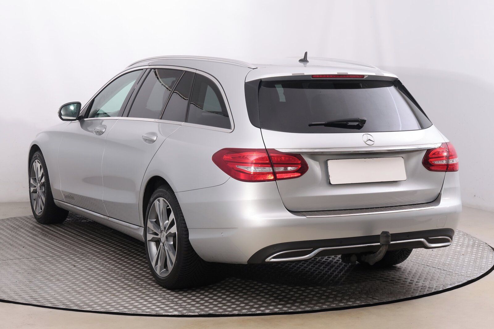 Mercedes-Benz Třídy C, 220 d, Automat - fotka 4