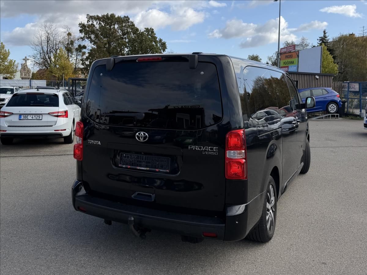 Toyota Proace Verso, 2,0 D-4D L2 Aut. 8 míst VIP - fotka 3