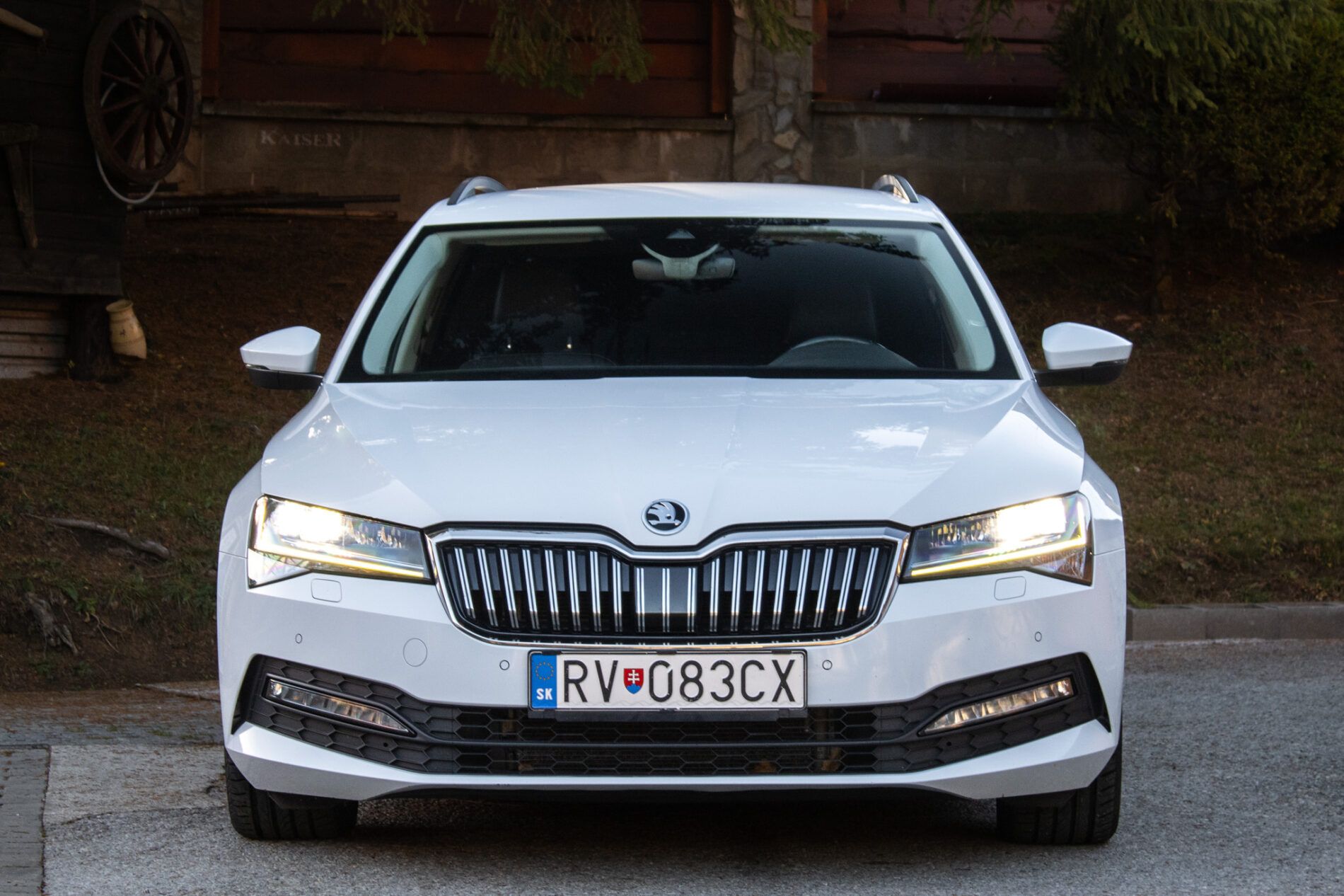 Škoda Superb - fotka 2