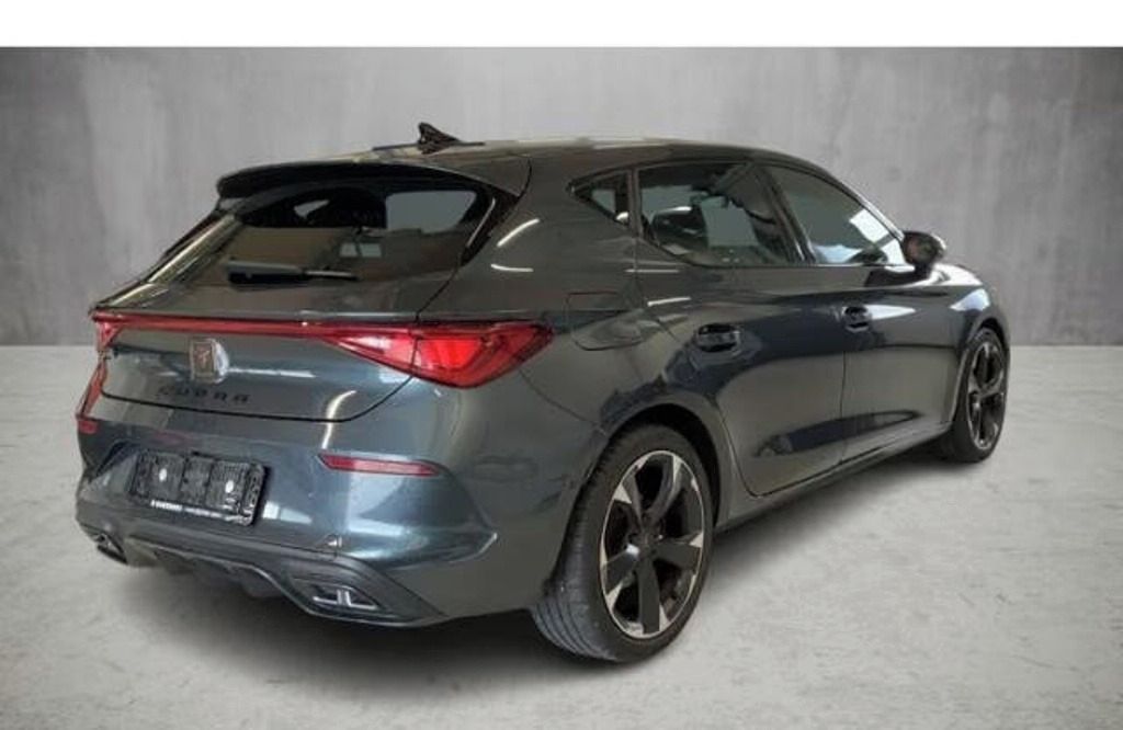Cupra Leon, 2.0 TSI DSG*Navi*Kamera *LED* - fotka 4