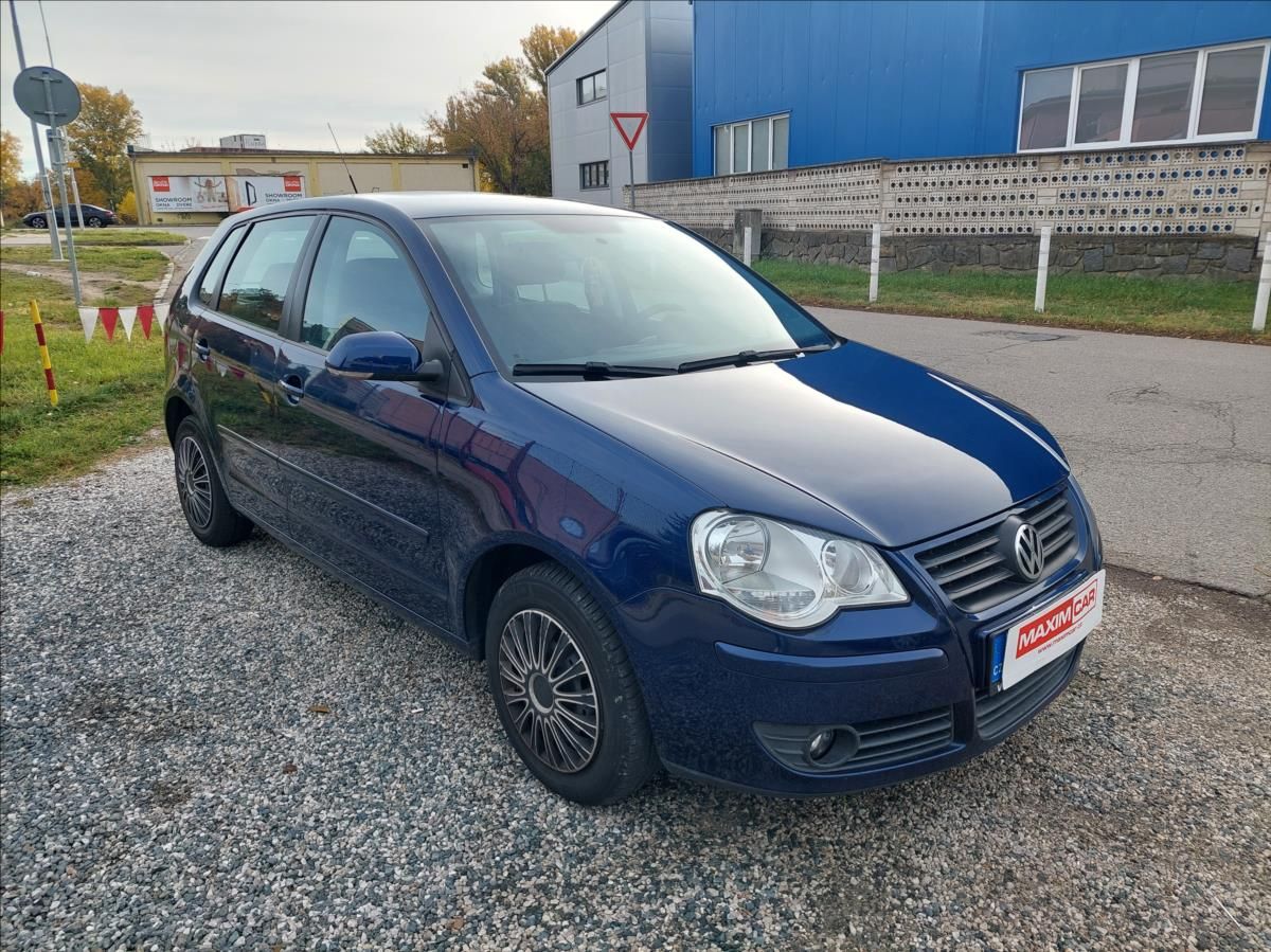 Volkswagen Polo, 1,2 i serviska klimatizace - fotka 3