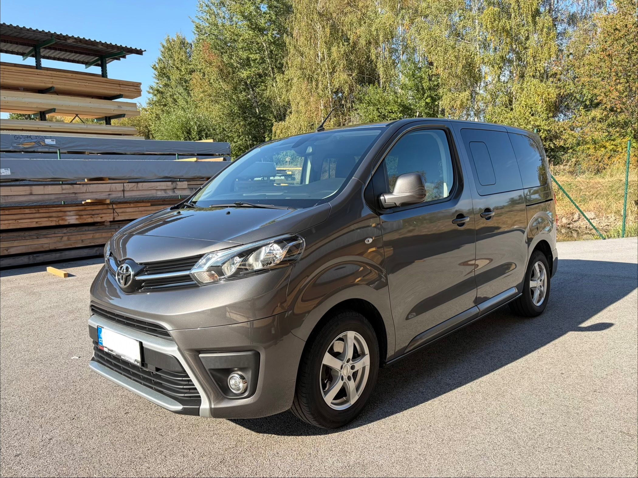 Toyota Proace Verso, 1,5 D-4D; L0; 1.maj. ČR - fotka 4
