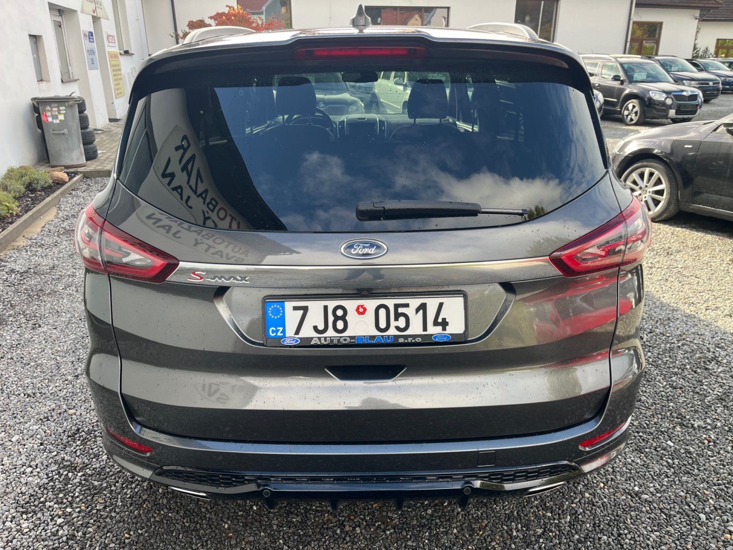 Ford S-MAX, 2.0 TDCi ST Line 140 Kw - fotka 4