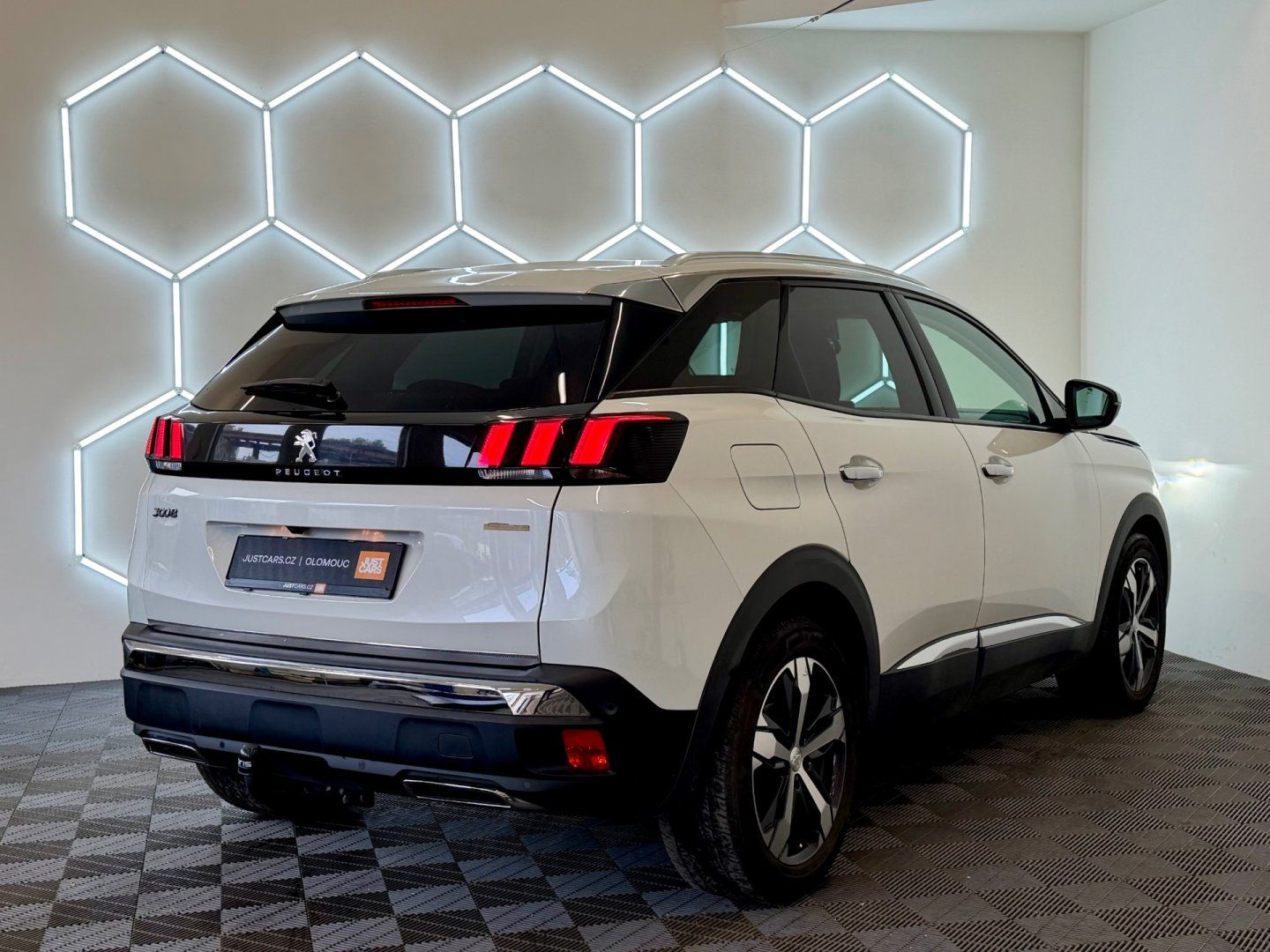 Peugeot 3008, 1.5HDi, 88kW, ČR - fotka 5