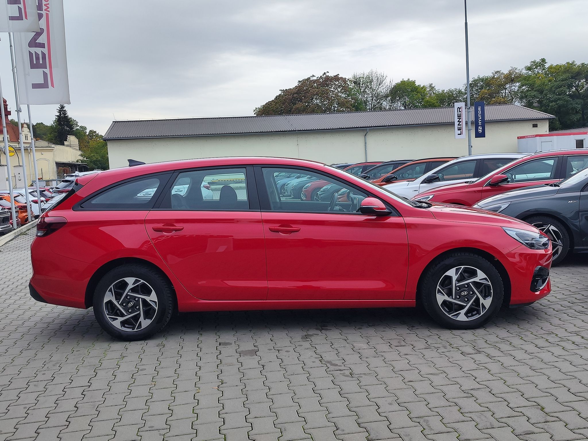 Hyundai i30, 1.5T-GDI/103kW Comfort 16" DCT - fotka 4