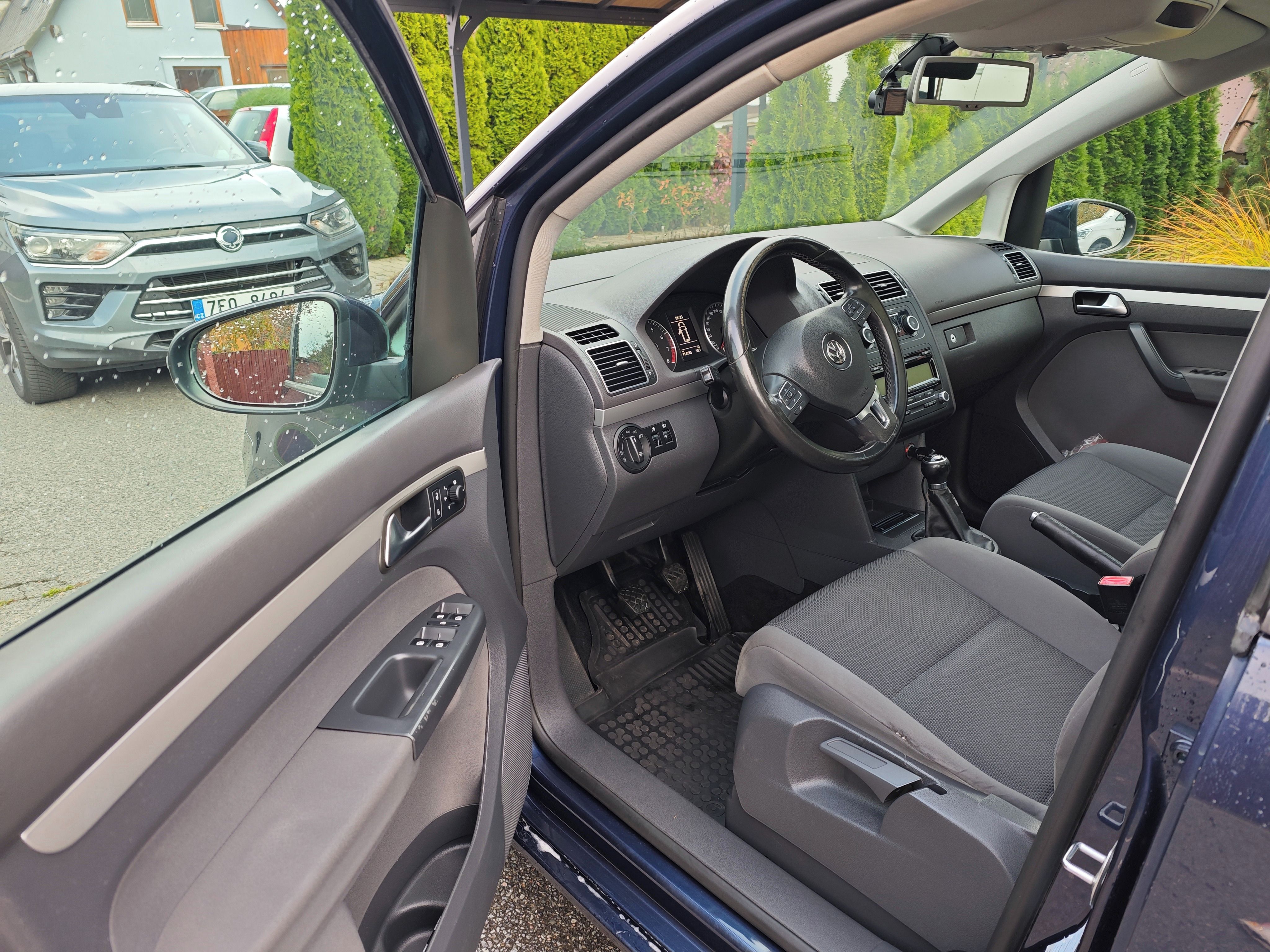 Volkswagen Touran, VW Tourane - CNG - fotka 6