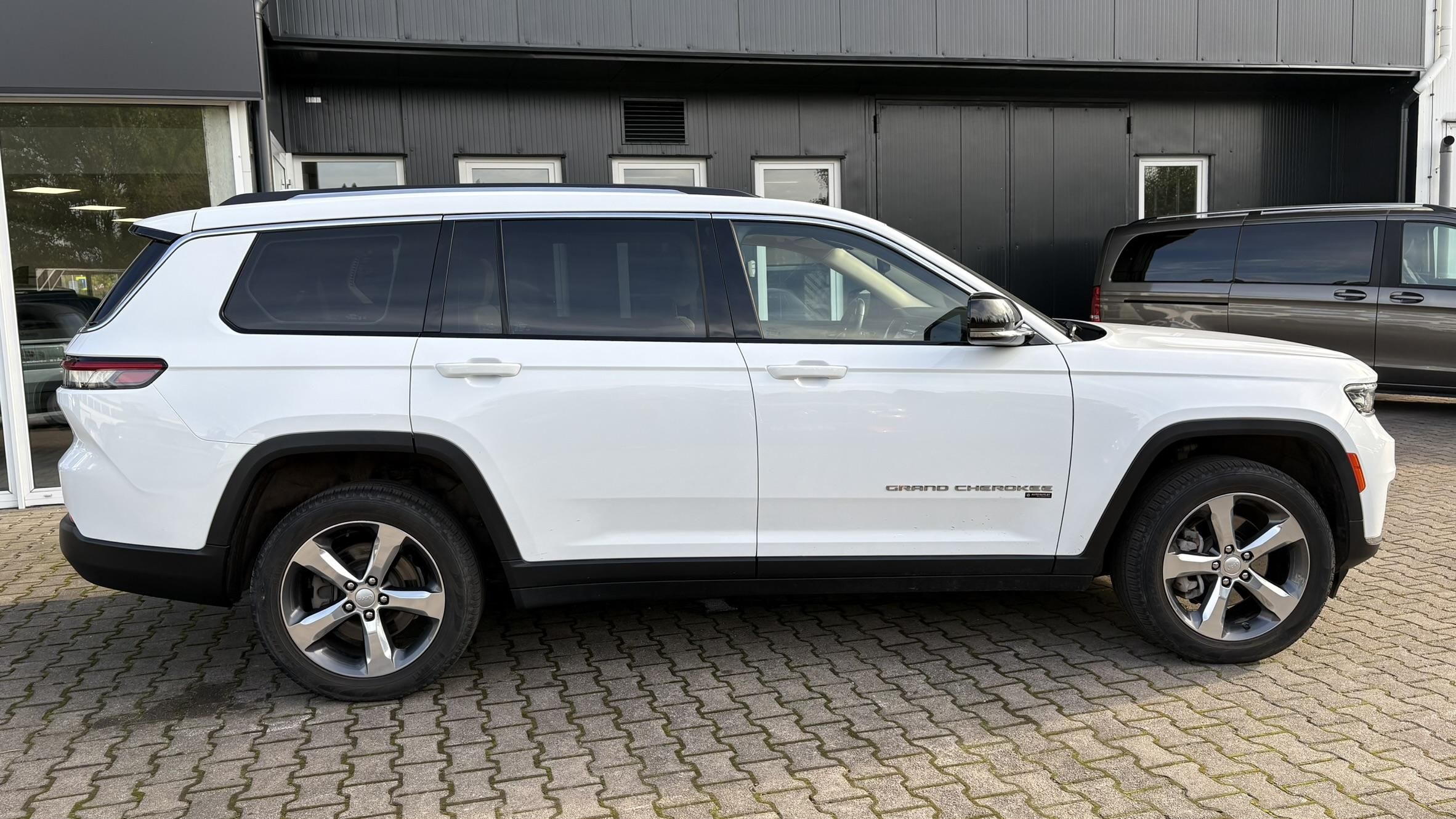 Jeep Grand Cherokee, 3.6iL 7.míst Limited - fotka 5