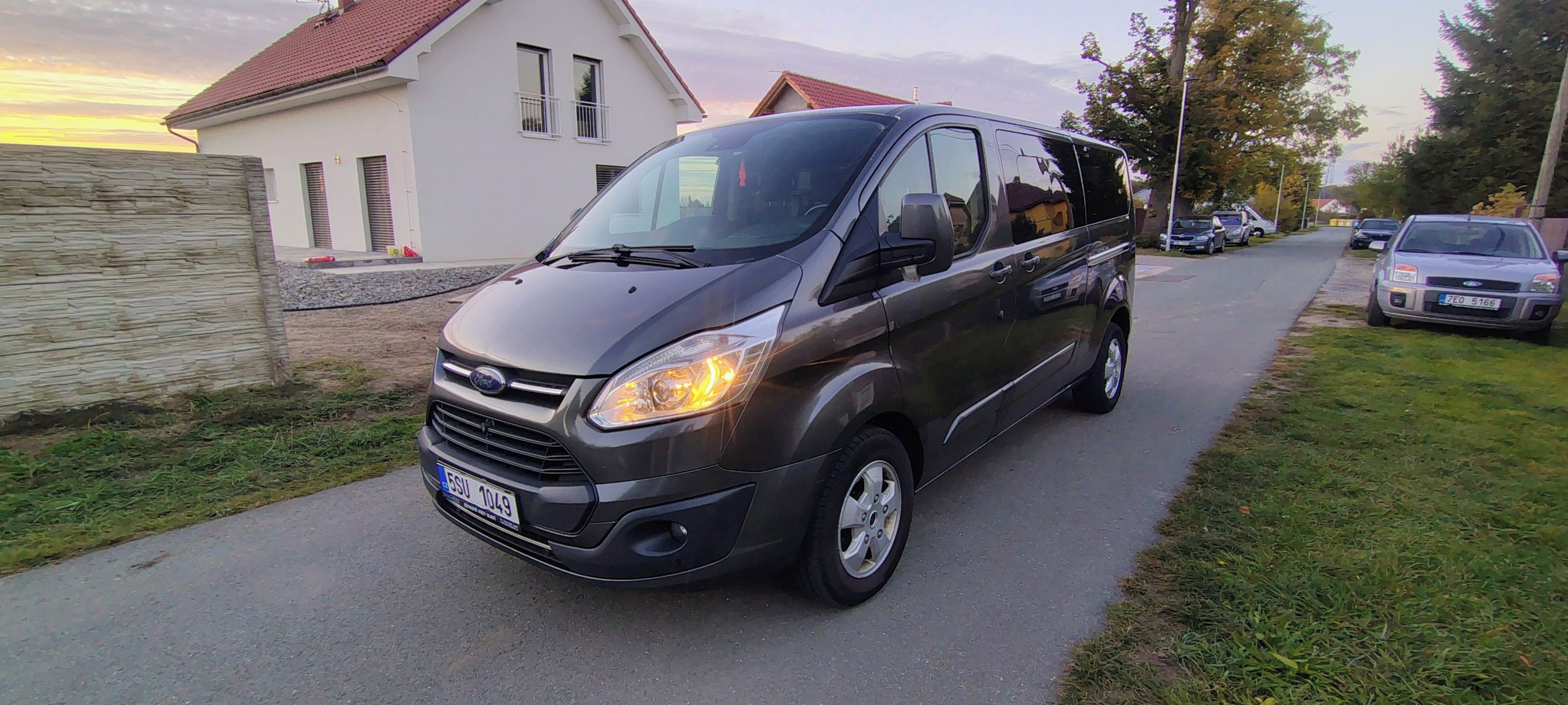 Ford Tourneo Custom, 2.0 TDCI 96 kW, r.v. 2017